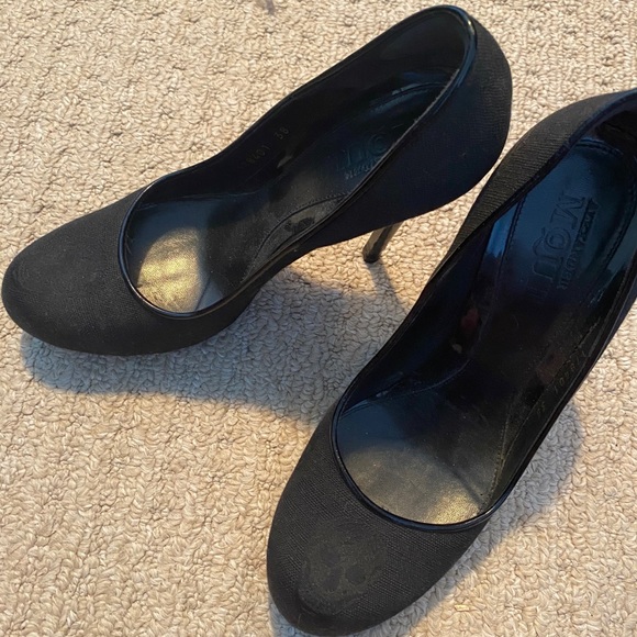 Alexander McQueen heels with skull - Picture 3 of 8